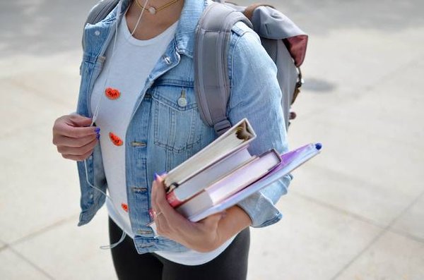 Comment rembourser et différer son prêt étudiant auprès d'un organisme de crédit ?